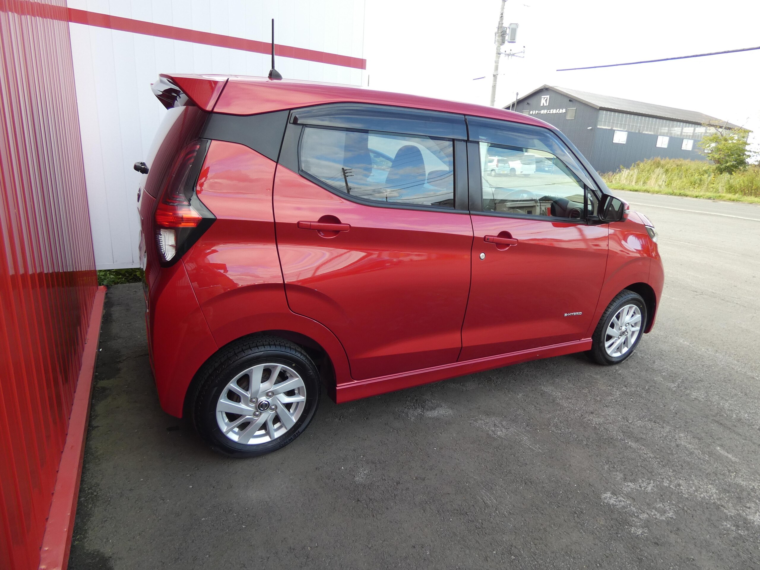 日産 デイズ 16
