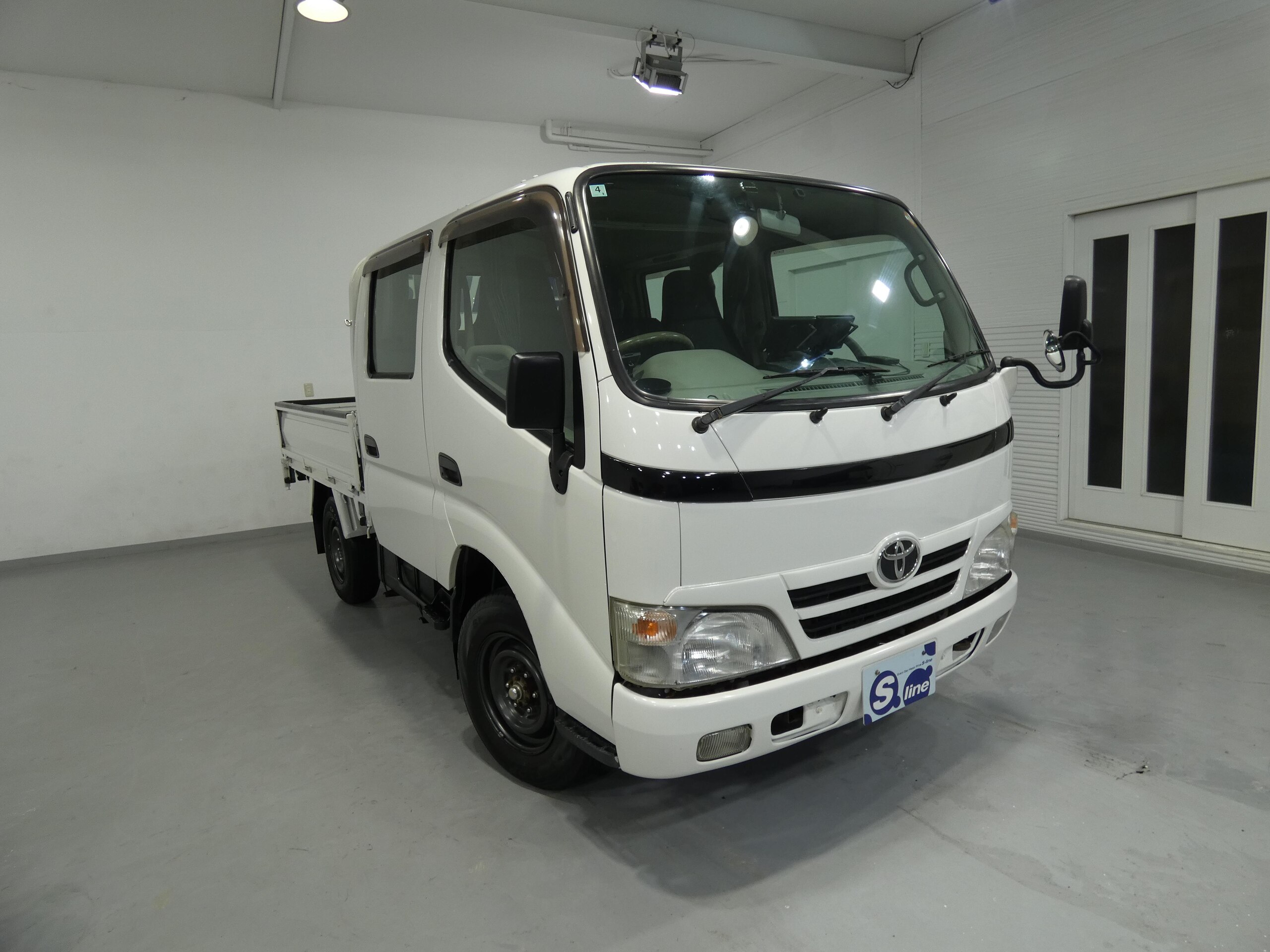 トヨタ ダイナトラック 27